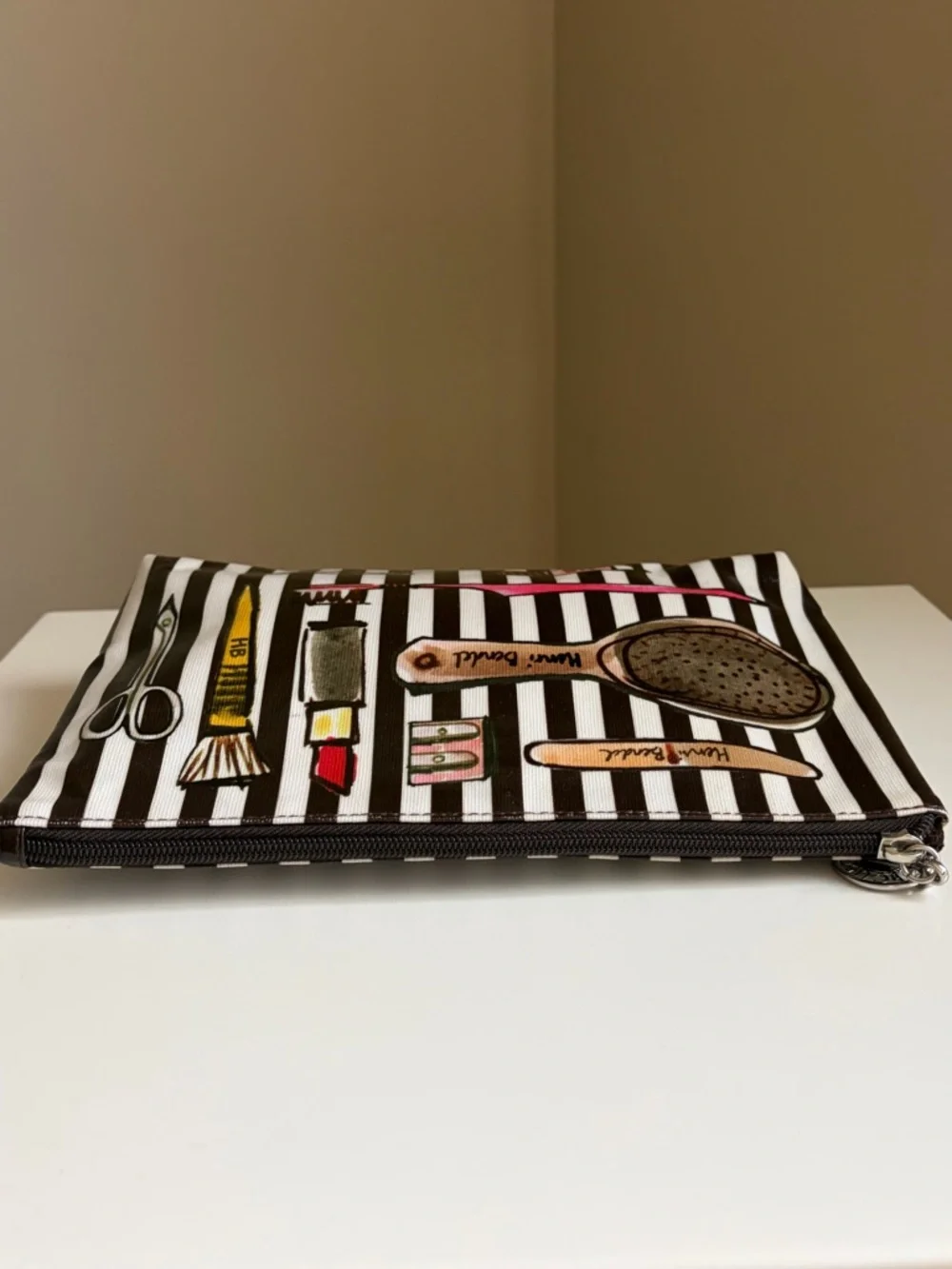 Henri Bendel Cosmetic Bag - Picture 3 of 11